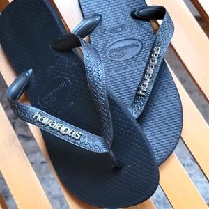 Great condition Havaianas flip flops